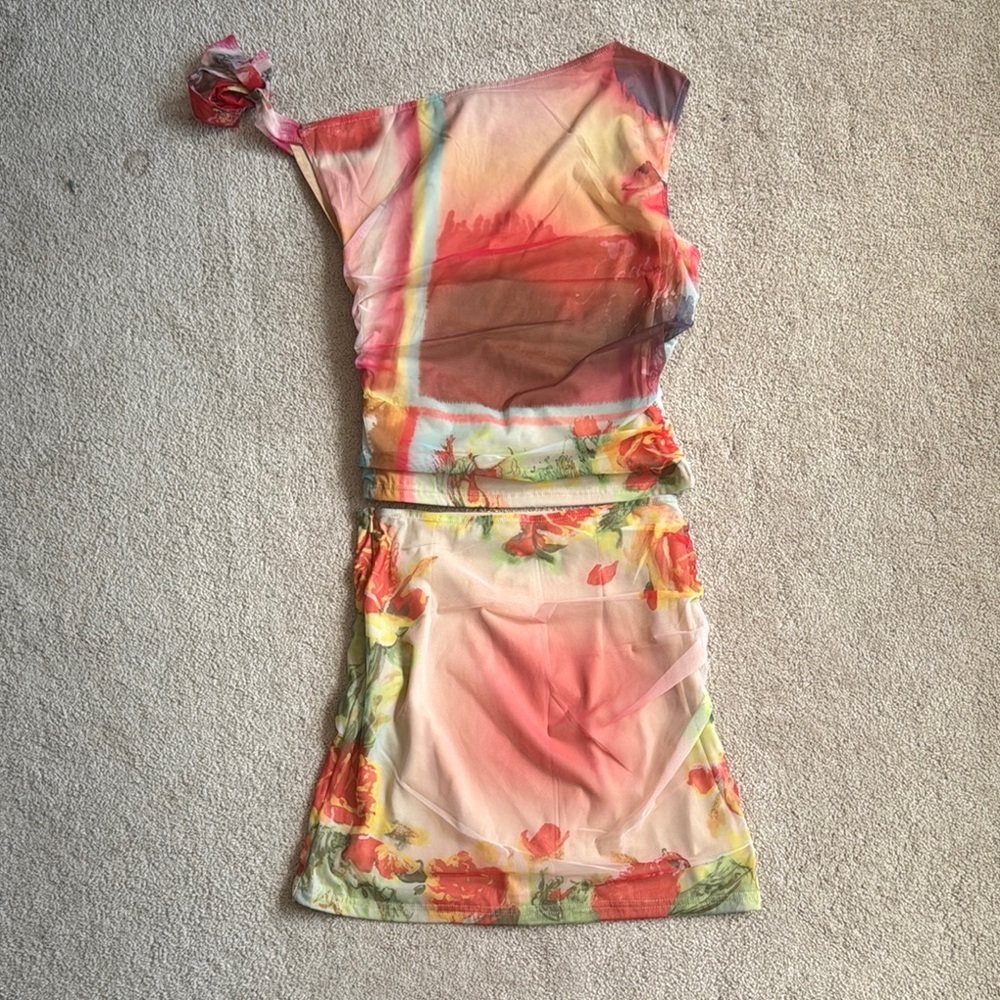 Colorful Floral two-piece set - Picture 2 of 7